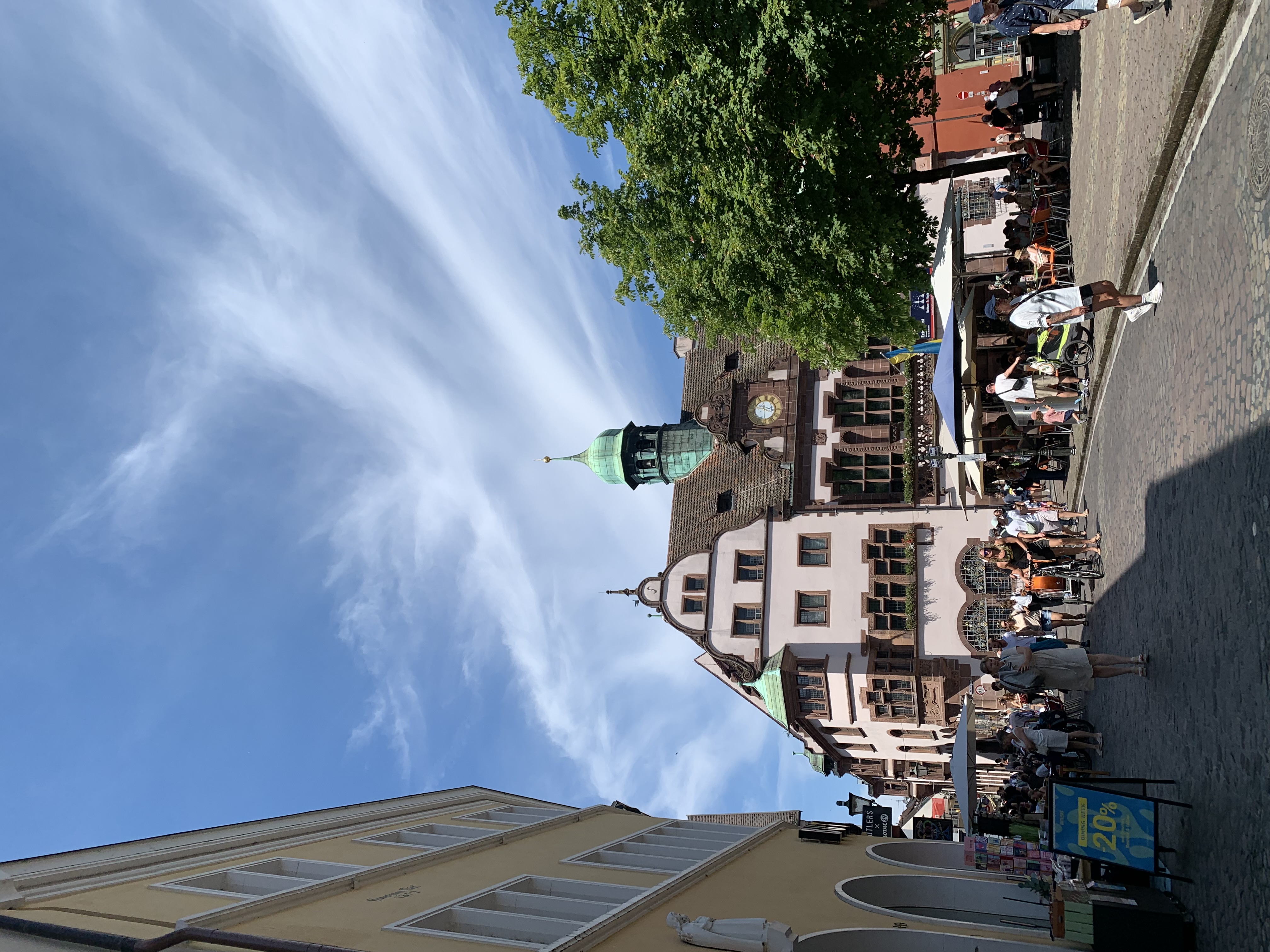 Freiburg Rathaus and street performance